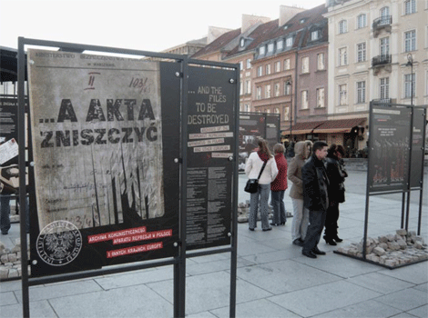 Ausstellung in Warschau über die 'besiegten' Geheimpolizeien Osteuropas, 2010